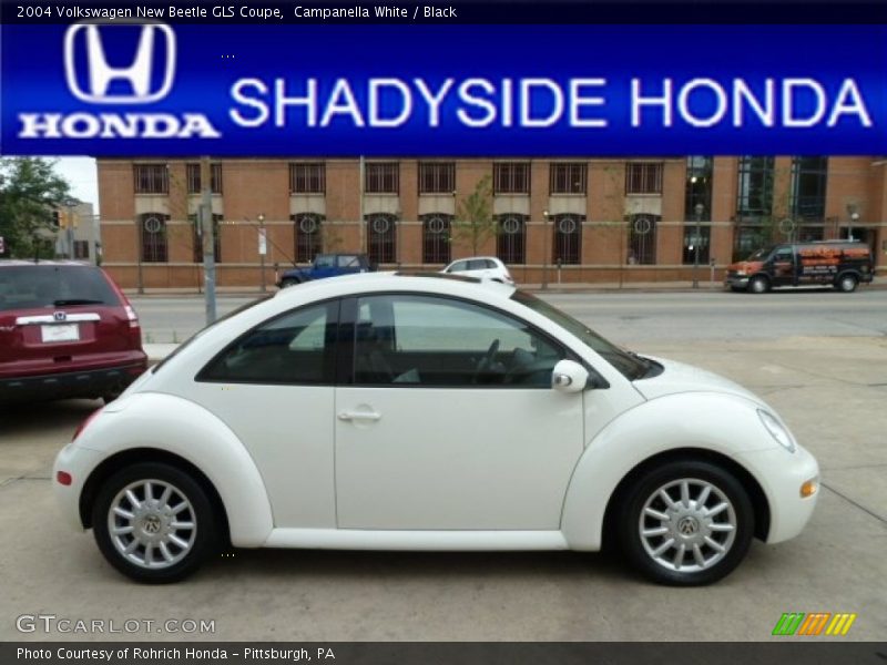 Campanella White / Black 2004 Volkswagen New Beetle GLS Coupe