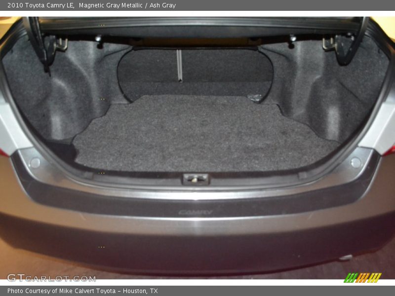 Magnetic Gray Metallic / Ash Gray 2010 Toyota Camry LE