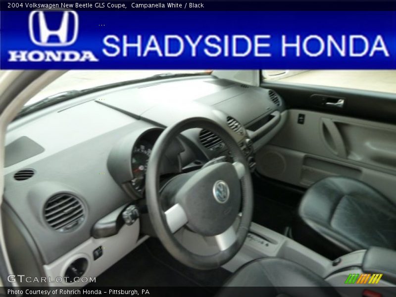 Campanella White / Black 2004 Volkswagen New Beetle GLS Coupe