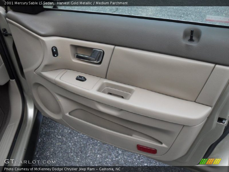 Door Panel of 2001 Sable LS Sedan