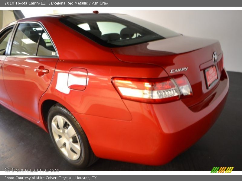 Barcelona Red Metallic / Ash Gray 2010 Toyota Camry LE