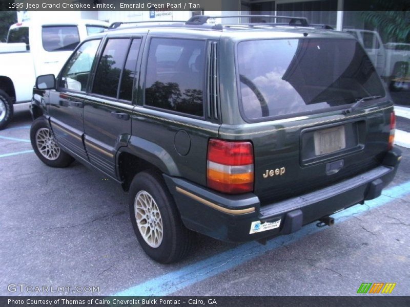 Emerald Green Pearl / Tan 1995 Jeep Grand Cherokee Limited
