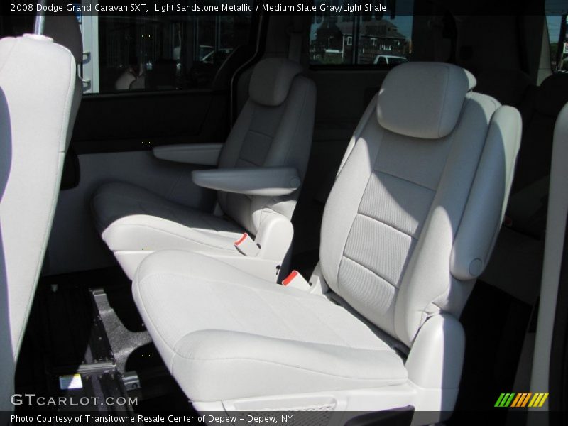 Light Sandstone Metallic / Medium Slate Gray/Light Shale 2008 Dodge Grand Caravan SXT