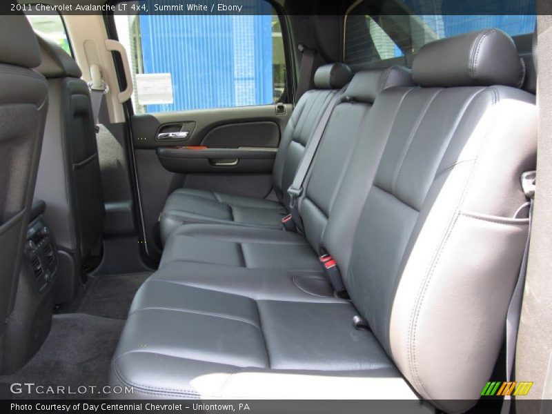 Summit White / Ebony 2011 Chevrolet Avalanche LT 4x4
