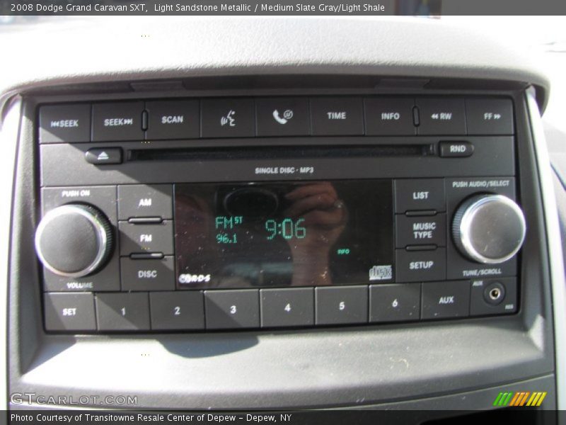 Light Sandstone Metallic / Medium Slate Gray/Light Shale 2008 Dodge Grand Caravan SXT