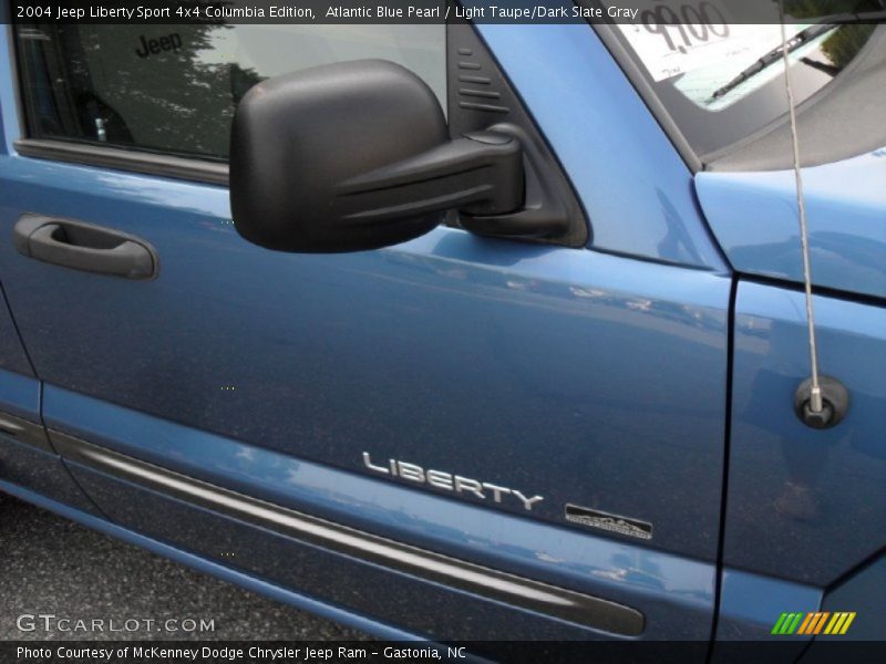 Atlantic Blue Pearl / Light Taupe/Dark Slate Gray 2004 Jeep Liberty Sport 4x4 Columbia Edition