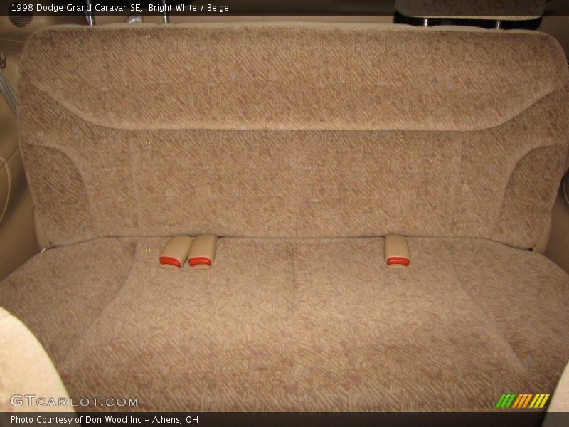 Bright White / Beige 1998 Dodge Grand Caravan SE