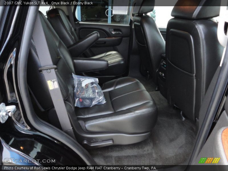  2007 Yukon SLT 4x4 Ebony Black Interior