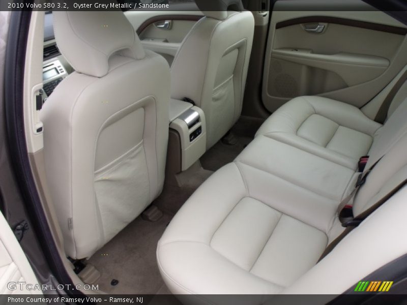  2010 S80 3.2 Sandstone Interior