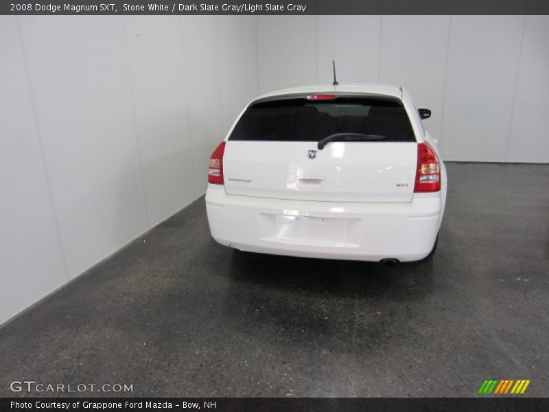 Stone White / Dark Slate Gray/Light Slate Gray 2008 Dodge Magnum SXT