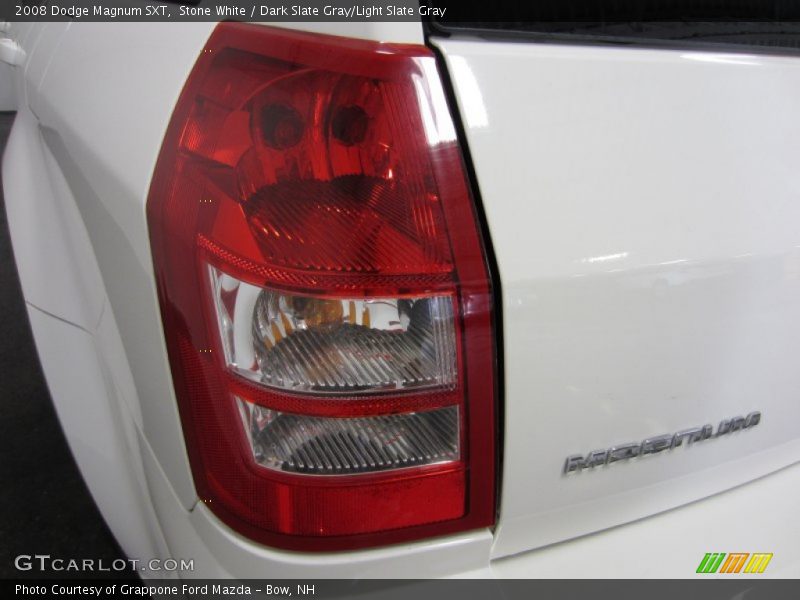 Stone White / Dark Slate Gray/Light Slate Gray 2008 Dodge Magnum SXT