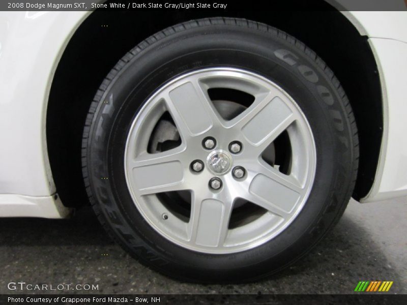 Stone White / Dark Slate Gray/Light Slate Gray 2008 Dodge Magnum SXT