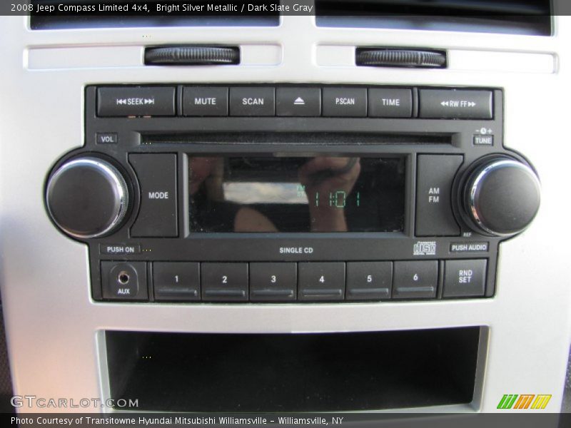 Controls of 2008 Compass Limited 4x4