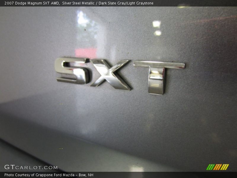  2007 Magnum SXT AWD Logo
