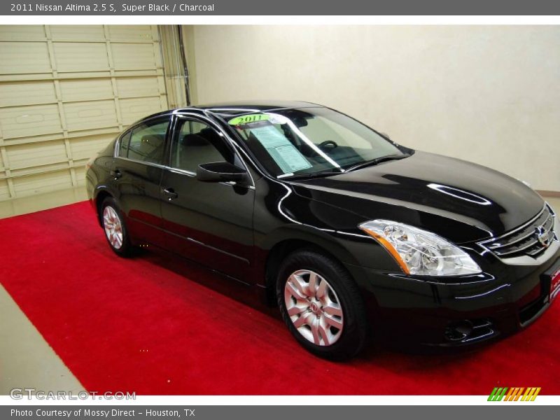 Super Black / Charcoal 2011 Nissan Altima 2.5 S