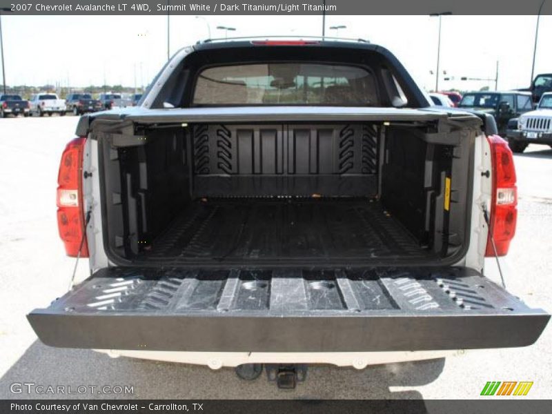 Summit White / Dark Titanium/Light Titanium 2007 Chevrolet Avalanche LT 4WD