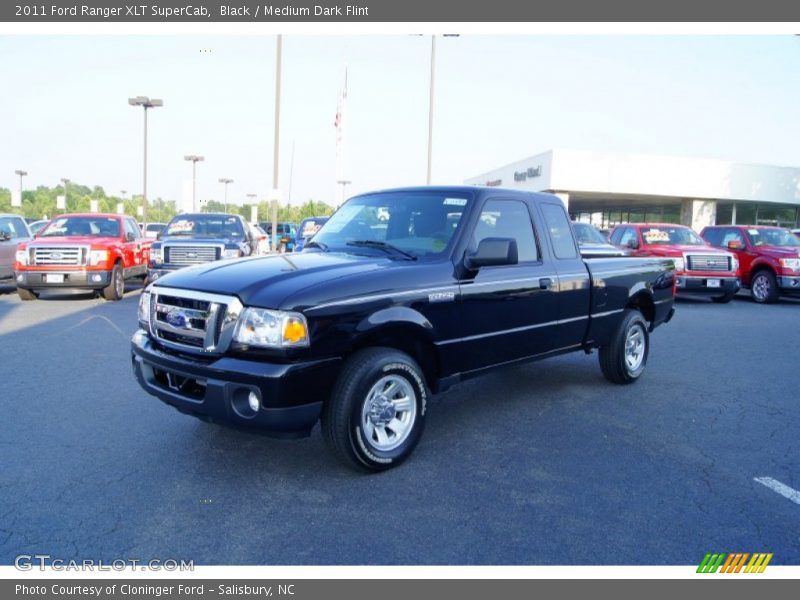 Front 3/4 View of 2011 Ranger XLT SuperCab