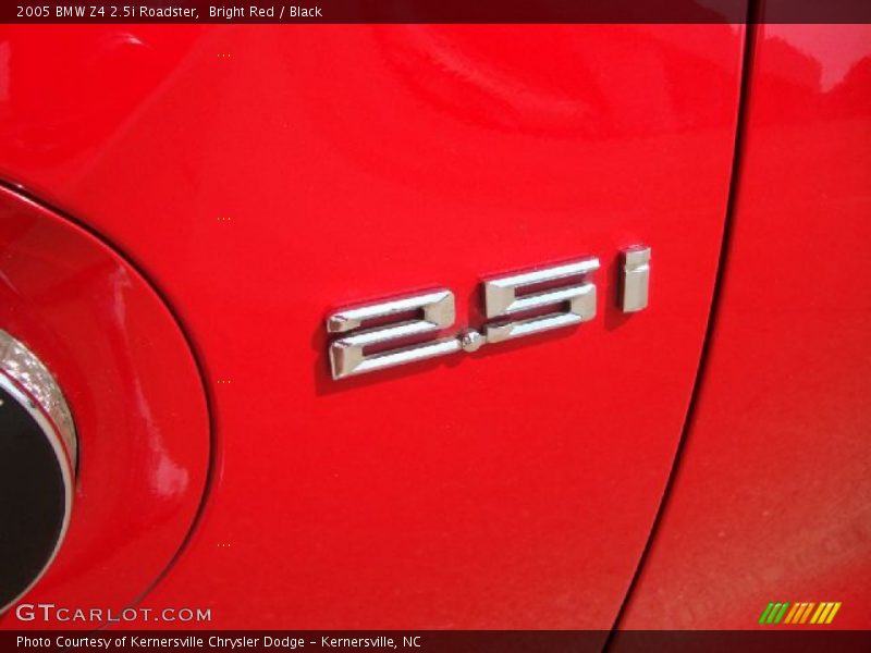 Bright Red / Black 2005 BMW Z4 2.5i Roadster