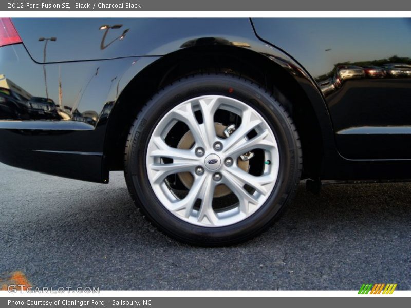 Black / Charcoal Black 2012 Ford Fusion SE
