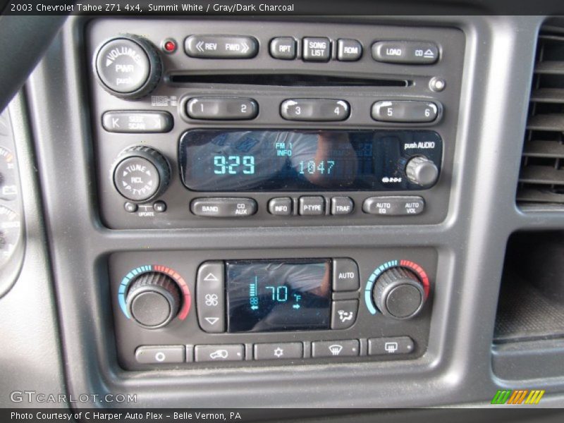 Summit White / Gray/Dark Charcoal 2003 Chevrolet Tahoe Z71 4x4