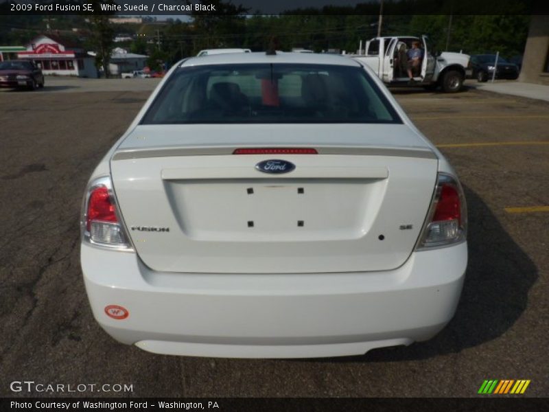 White Suede / Charcoal Black 2009 Ford Fusion SE