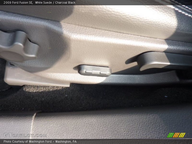White Suede / Charcoal Black 2009 Ford Fusion SE