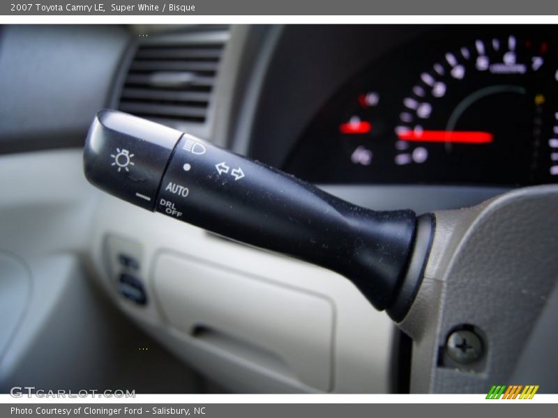 Super White / Bisque 2007 Toyota Camry LE