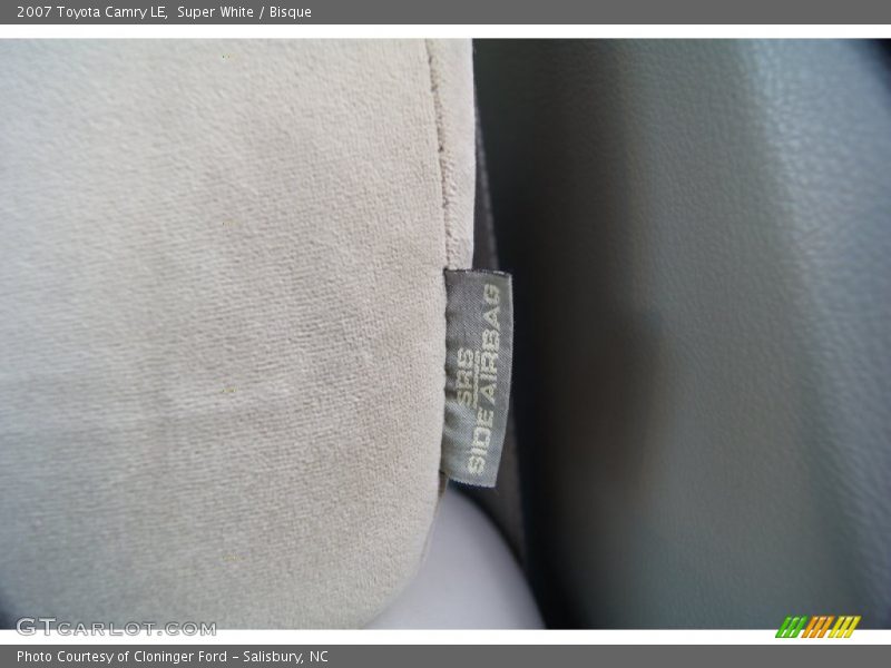 Super White / Bisque 2007 Toyota Camry LE
