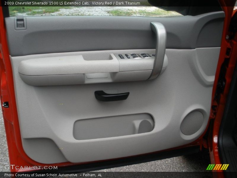 Door Panel of 2009 Silverado 1500 LS Extended Cab