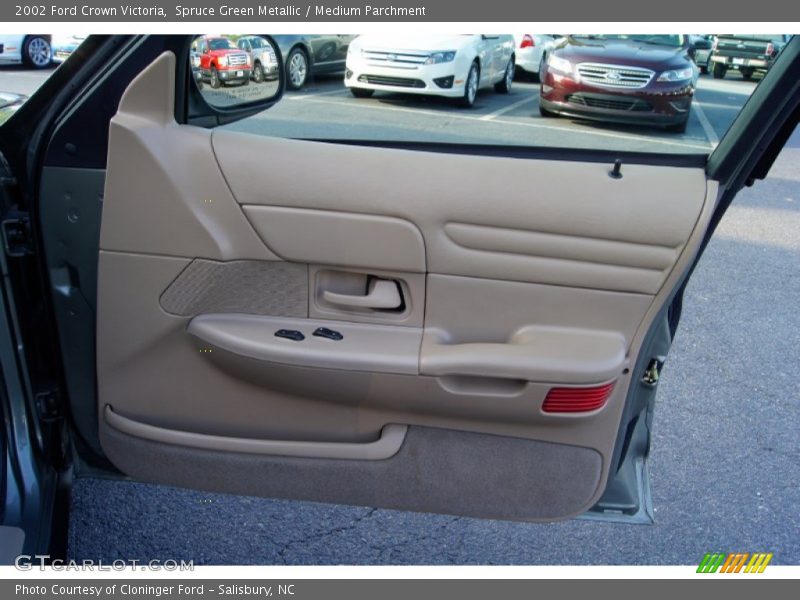 Door Panel of 2002 Crown Victoria 