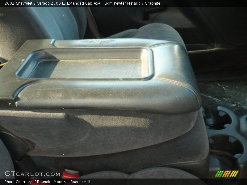 Light Pewter Metallic / Graphite 2002 Chevrolet Silverado 2500 LS Extended Cab 4x4