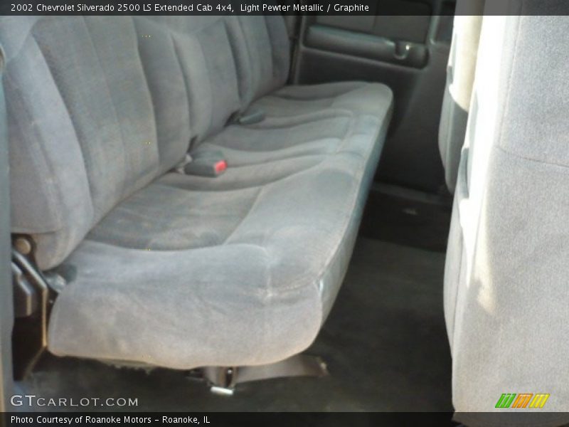 Light Pewter Metallic / Graphite 2002 Chevrolet Silverado 2500 LS Extended Cab 4x4