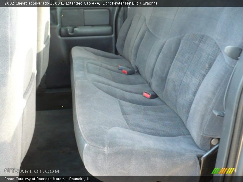 Light Pewter Metallic / Graphite 2002 Chevrolet Silverado 2500 LS Extended Cab 4x4