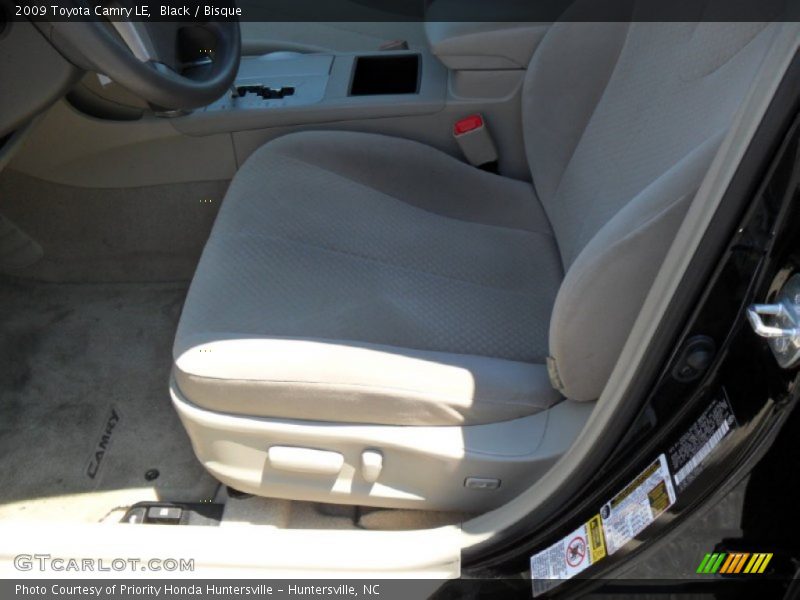 Black / Bisque 2009 Toyota Camry LE