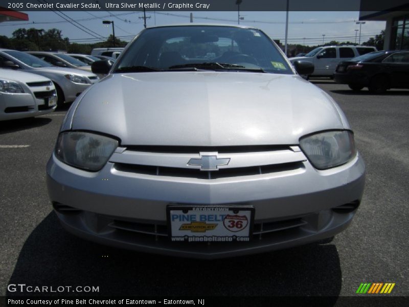 Ultra Silver Metallic / Graphite Gray 2005 Chevrolet Cavalier Sedan