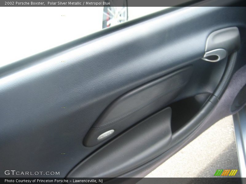 Polar Silver Metallic / Metropol Blue 2002 Porsche Boxster