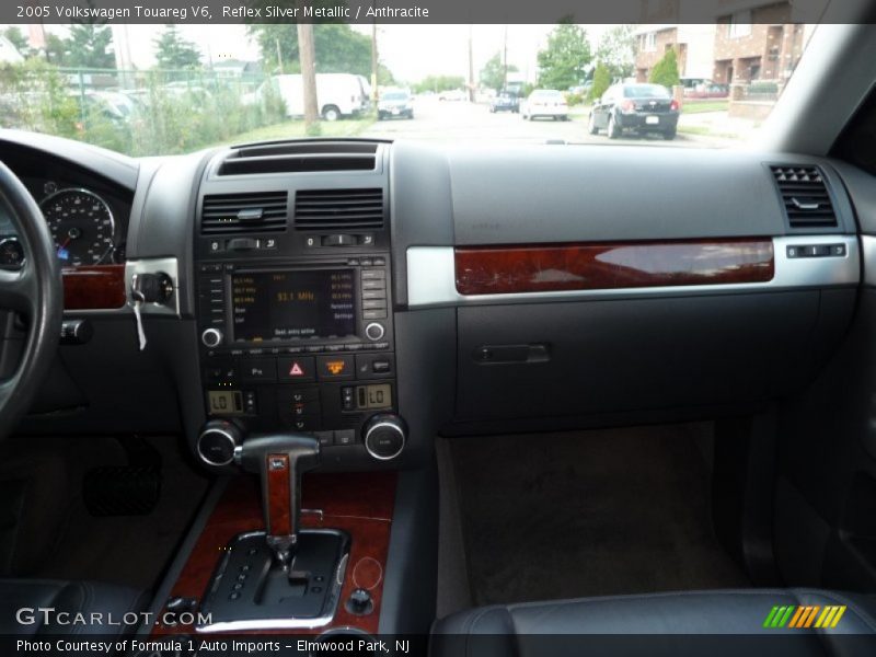 Reflex Silver Metallic / Anthracite 2005 Volkswagen Touareg V6