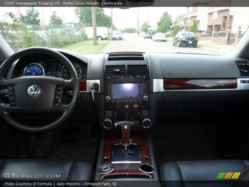 Reflex Silver Metallic / Anthracite 2005 Volkswagen Touareg V6