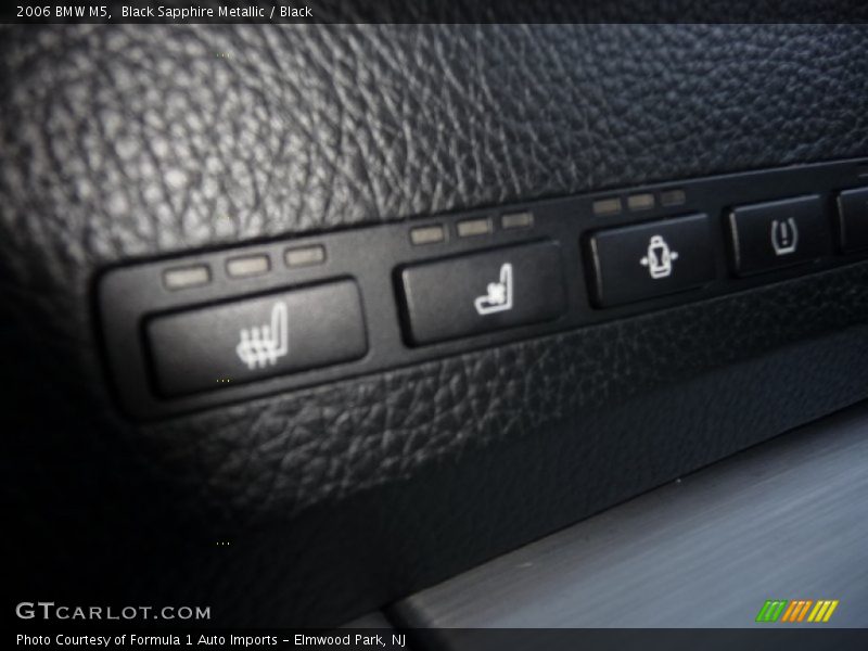 Black Sapphire Metallic / Black 2006 BMW M5