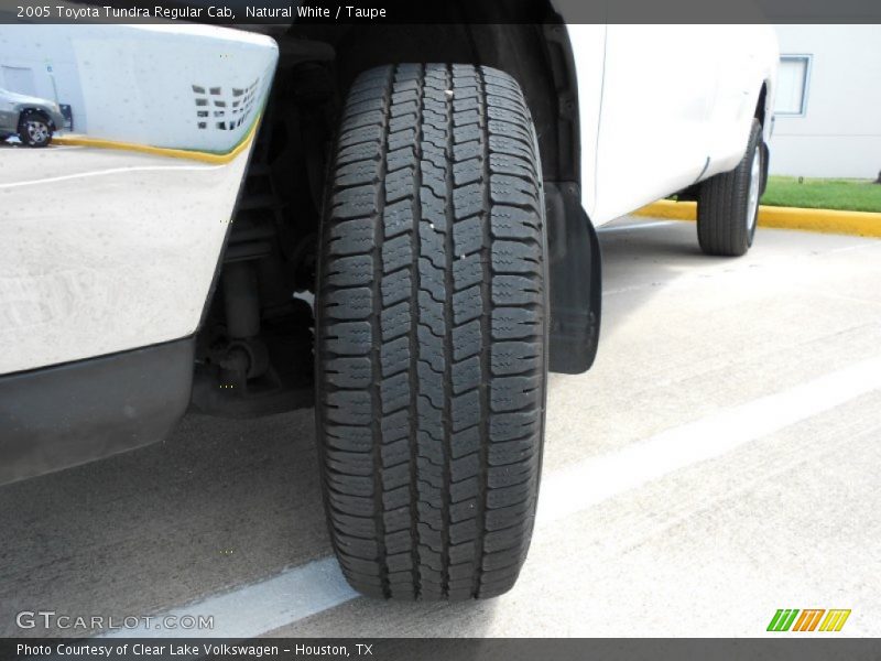 Natural White / Taupe 2005 Toyota Tundra Regular Cab