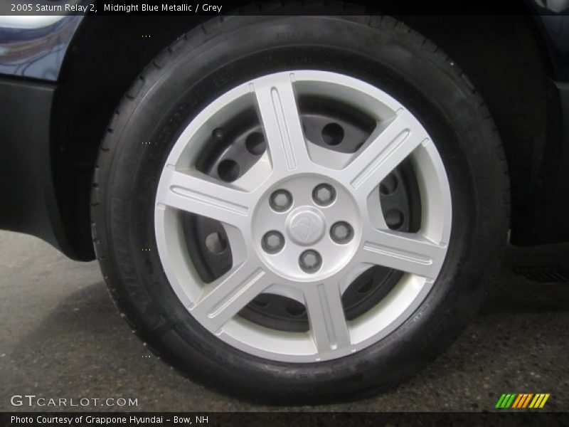 Midnight Blue Metallic / Grey 2005 Saturn Relay 2