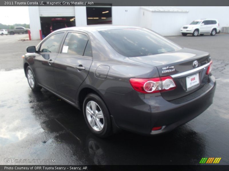 Magnetic Gray Metallic / Ash 2011 Toyota Corolla LE