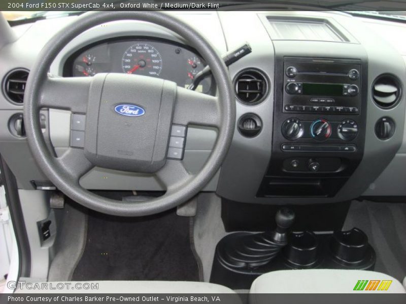 Oxford White / Medium/Dark Flint 2004 Ford F150 STX SuperCab 4x4