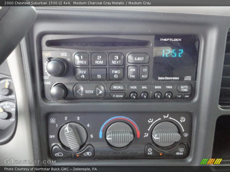 Controls of 2000 Suburban 1500 LS 4x4