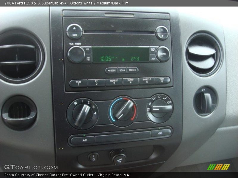 Oxford White / Medium/Dark Flint 2004 Ford F150 STX SuperCab 4x4