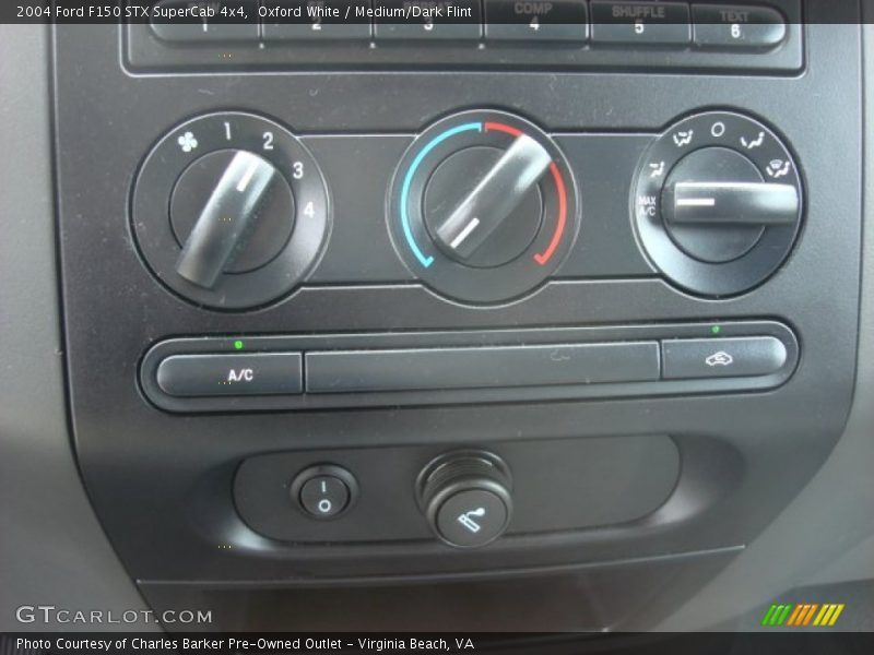 Oxford White / Medium/Dark Flint 2004 Ford F150 STX SuperCab 4x4