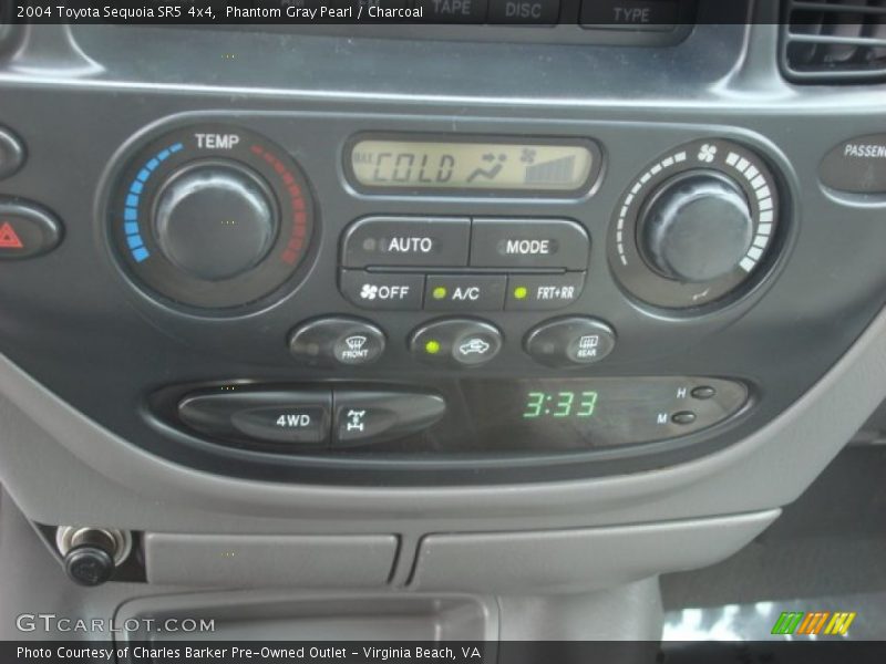 Phantom Gray Pearl / Charcoal 2004 Toyota Sequoia SR5 4x4