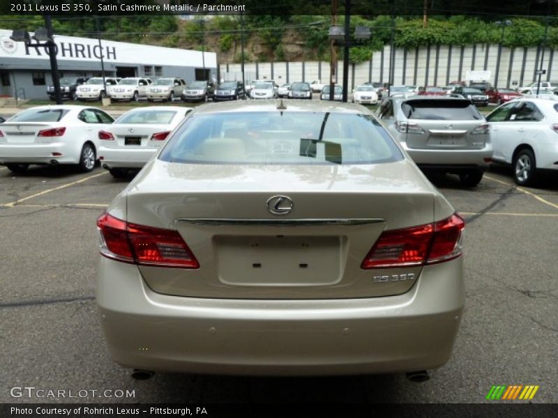 Satin Cashmere Metallic / Parchment 2011 Lexus ES 350
