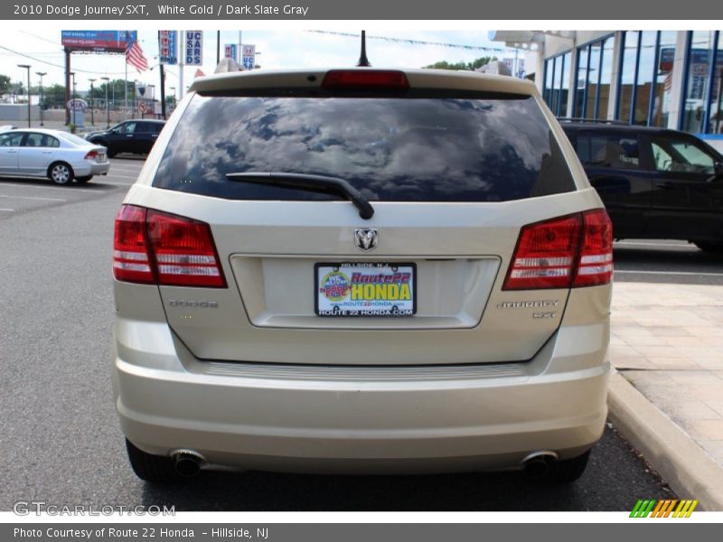 White Gold / Dark Slate Gray 2010 Dodge Journey SXT