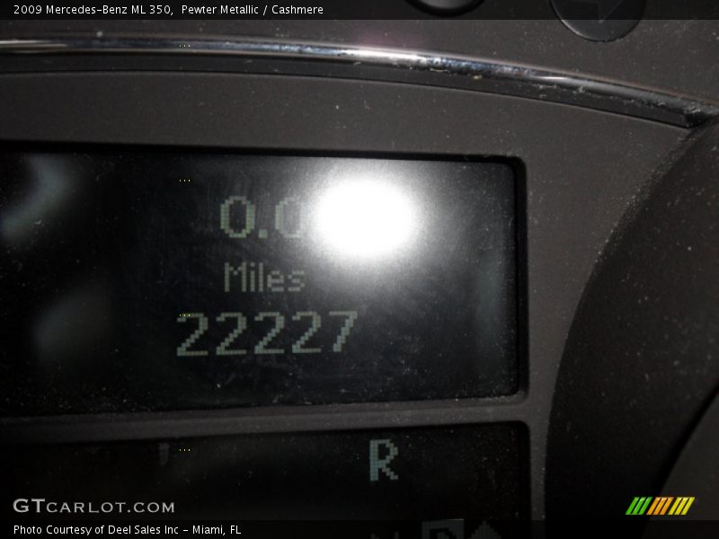 Pewter Metallic / Cashmere 2009 Mercedes-Benz ML 350
